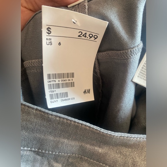 NWT - shiny night time silver coated hot pants - side zipper - Picture 8 of 8